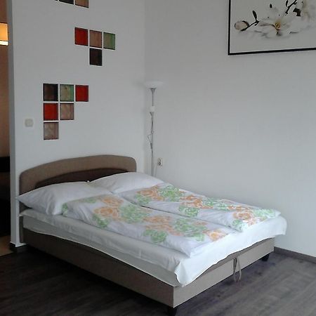 Next Door Apartment Budapest Phòng bức ảnh