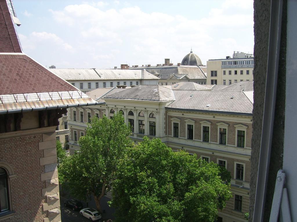 Next Door Apartment Budapest Phòng bức ảnh