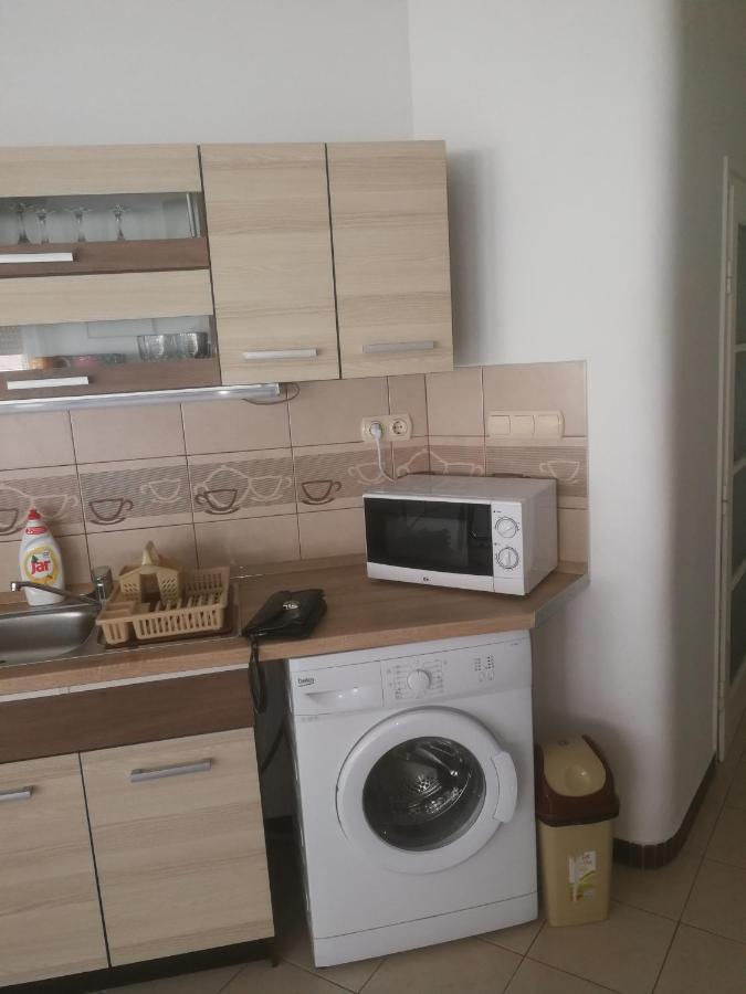 Next Door Apartment Budapest Ngoại thất bức ảnh