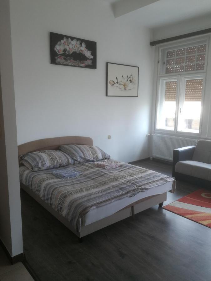Next Door Apartment Budapest Ngoại thất bức ảnh